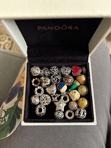 Pandora moments ve essence charmlar