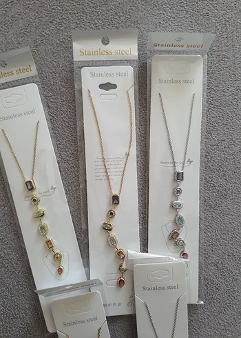 Accessorize melis goral y kolye