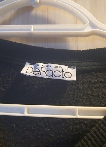 Defacto defacto sweatshirt