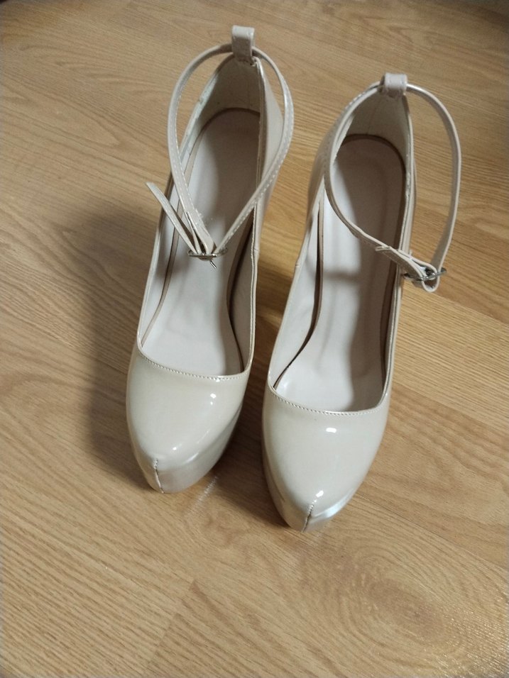 Bej Rugan Tokalı İnce Topuklu Kadın Ayakkabı - Görsel 4