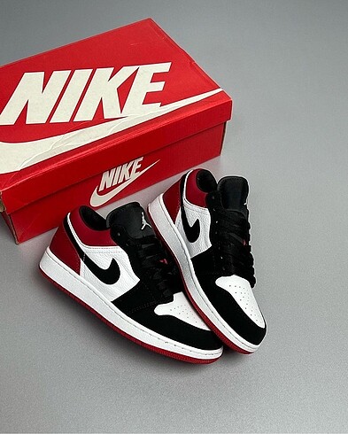 Nike Nike Air Jordan 1 Low 