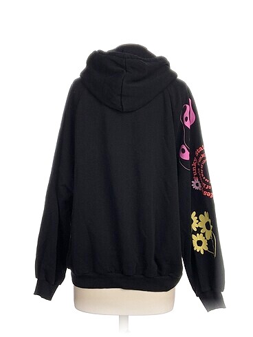 m Beden Bershka Sweatshirt %70 İndirimli.