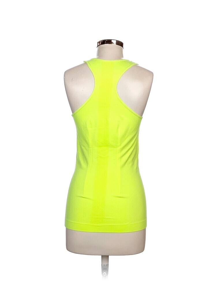 H&M T-shirt %70 İndirimli. - Görsel 3