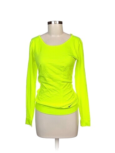 Nike Sweatshirt %70 İndirimli.