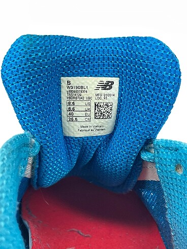 40 Beden çeşitli Renk New Balance Spor Ayakkabı %70 İndirimli.