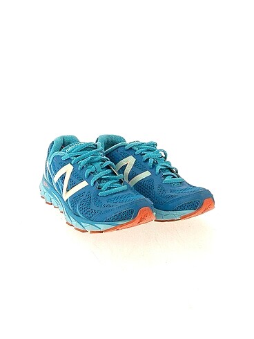New Balance New Balance Spor Ayakkabı %70 İndirimli.