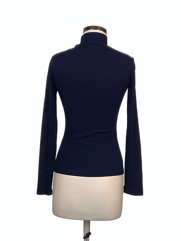 m Beden Elisabetta Franchi Bluz %70 İndirimli.