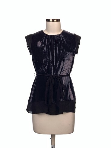 BCBG Maxazria Bluz %70 İndirimli.