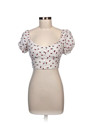 Zara Bluz %70 İndirimli.