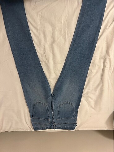 26 Beden mavi Renk H&m jean