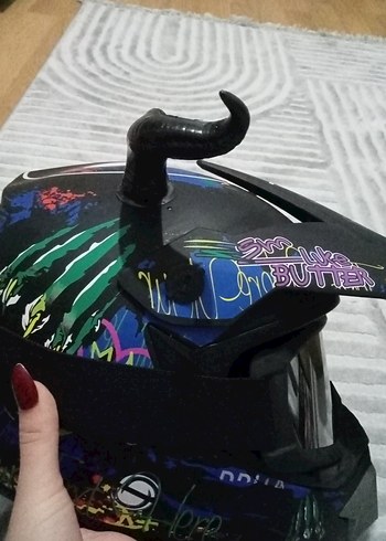 Çok Renkli Punk Tarzı Motosiklet Kaskı - Görsel 7