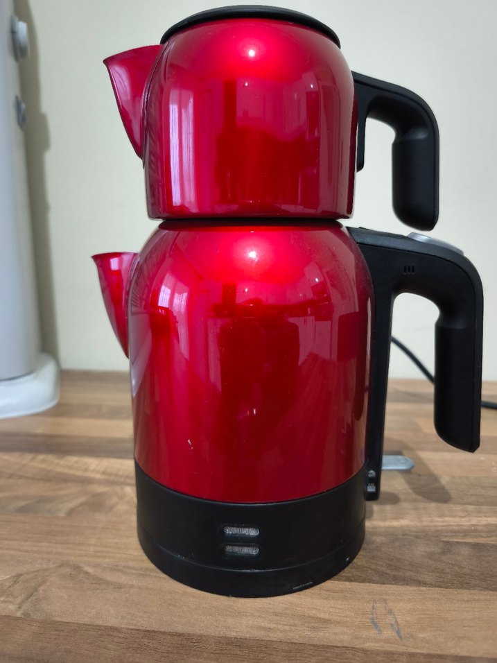 Korkmaz Kırmızı Renkli Çay Makinesi - Görsel 2
