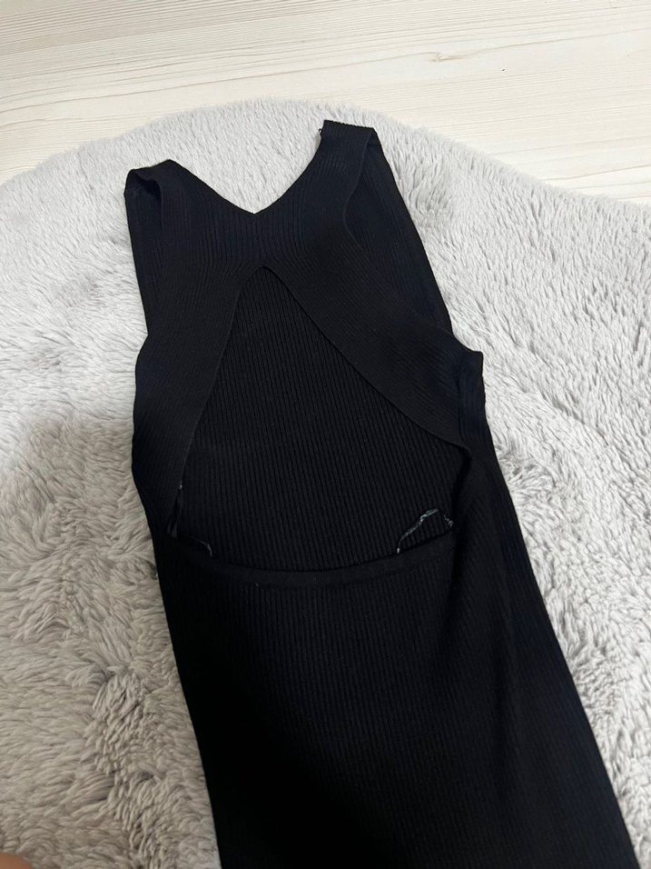 Mango Siyah Kolsuz Triko Elbise - Görsel 3