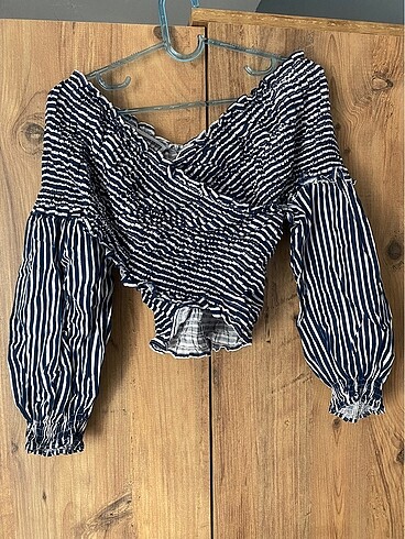 Zara crop bluz