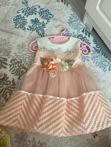Kız bebek elbise
