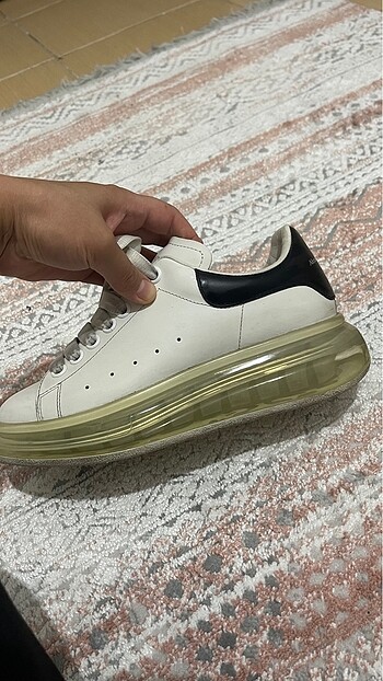 Alexander McQueen Alexander mcQueen