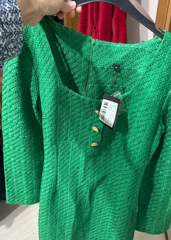 Düğmeli Yeşil Triko Midi Elbise - Görsel 2