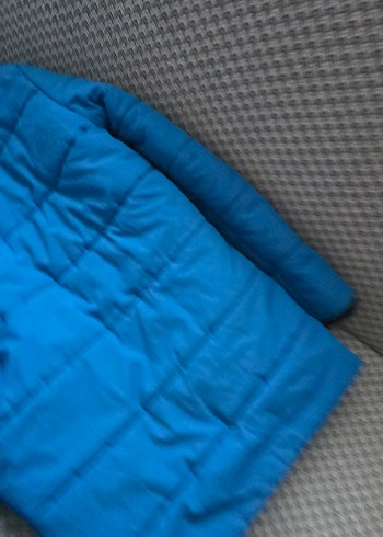 Mavi Düğmeli Erkek Çocuk Mont - Görsel 4