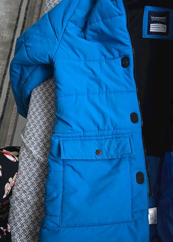 Mavi Düğmeli Erkek Çocuk Mont - Görsel 6