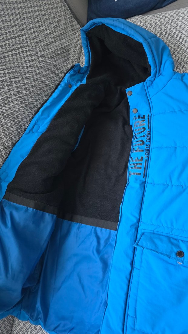 Mavi Düğmeli Erkek Çocuk Mont - Görsel 2