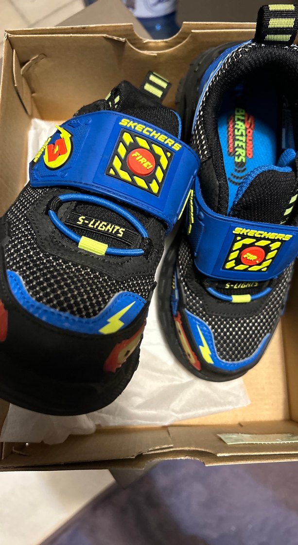 Skechers Erkek Çocuk Spor Ayakkabısı ışıklı sesli - Görsel 4