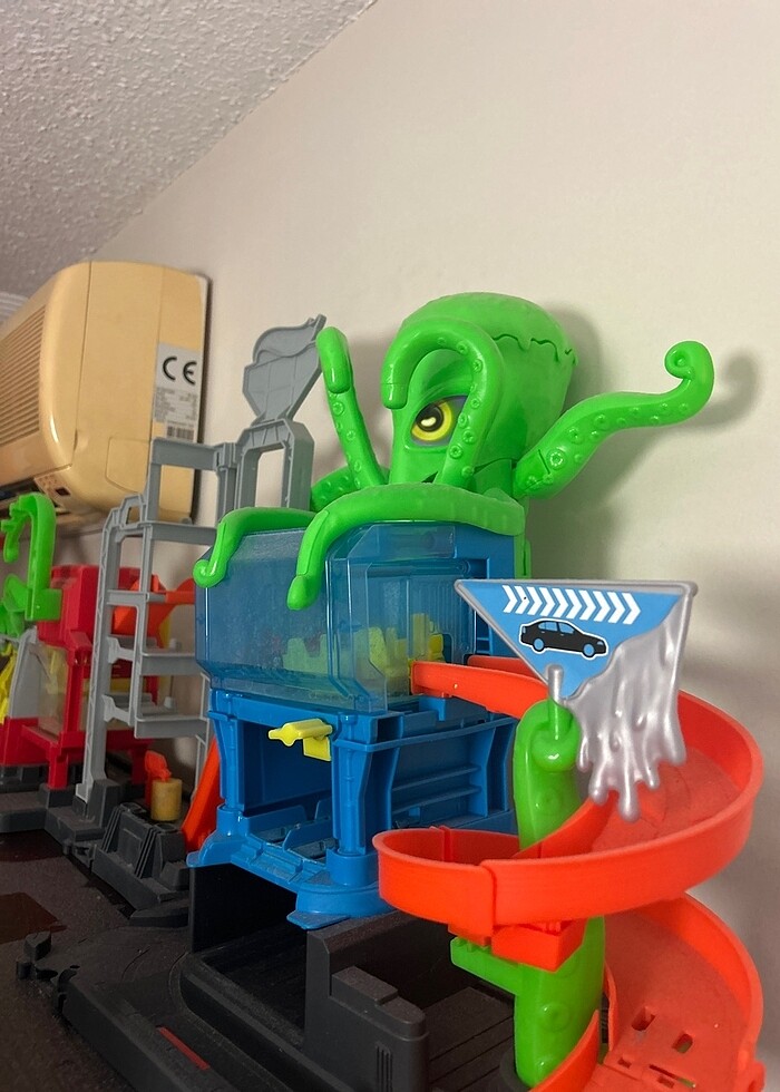 Hotwheels garaj - Görsel 3