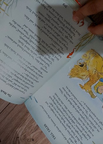 Beden Renk Miles Kelly Ingilizce Hayvan Hikayeleri Kitabı