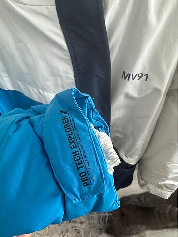 Mavi Jeans Mavi blok renk mont