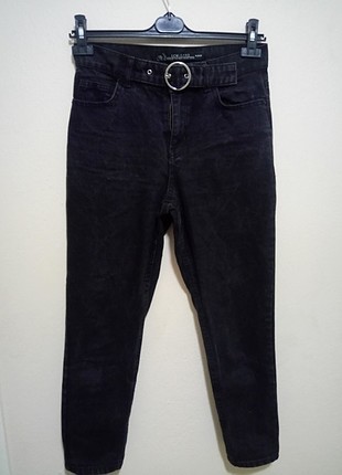 Siyah mom jean