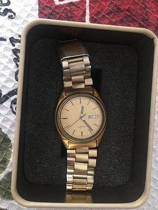Seiko saat
