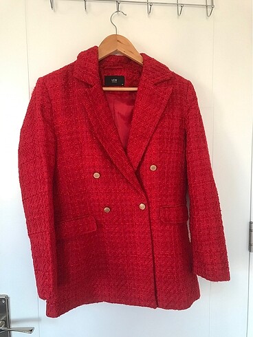 Kırmızı blazer
