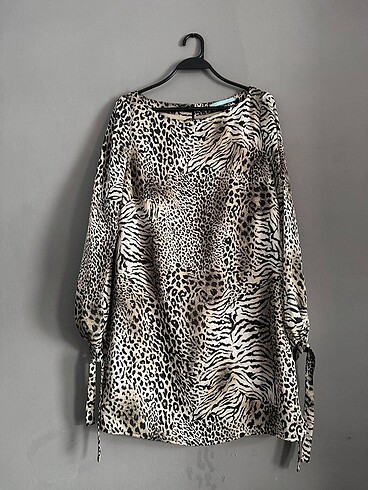 Leopar Elbise