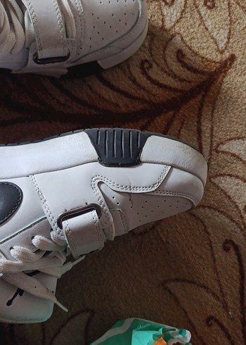 erkek Nike Beyaz Gri Bağcıklı Spor Ayakkabı - Görsel 11