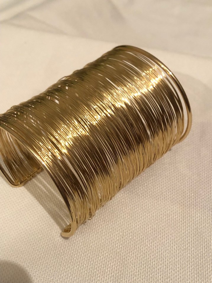 Altın Renkli Pilili Kadın Bileklik - Görsel 5