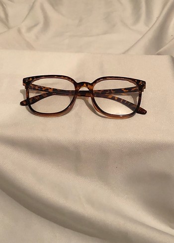 Leopar desenli Minimalist Kadın Gözlüğü - Görsel 2