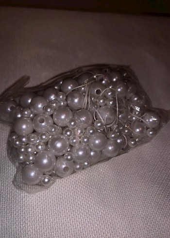 Boncuk İşlemeli Beyaz Broş - Görsel 2