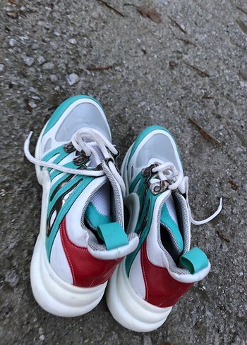 Renkli Bağcıklı Kadın Spor Ayakkabısı - Görsel 4