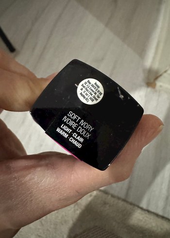 Wet n Wild Foto Odaklı Aydınlık Fondöten 28 ml - Görsel 3