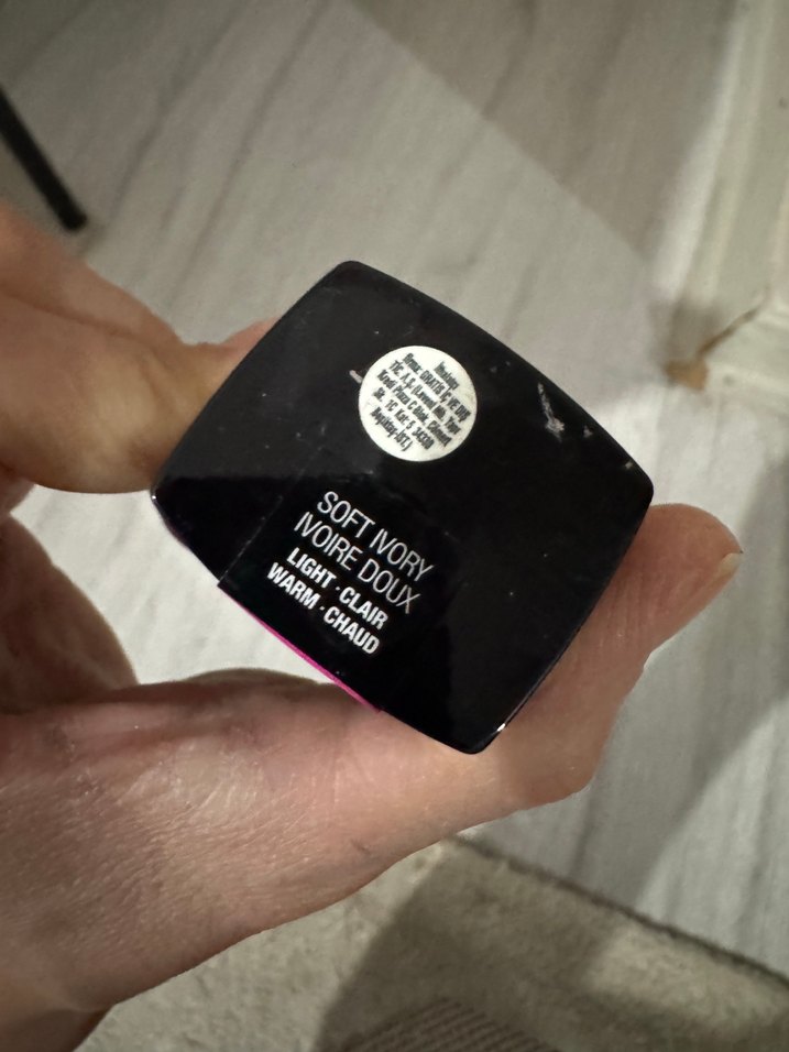 Wet n Wild Foto Odaklı Aydınlık Fondöten 28 ml - Görsel 3