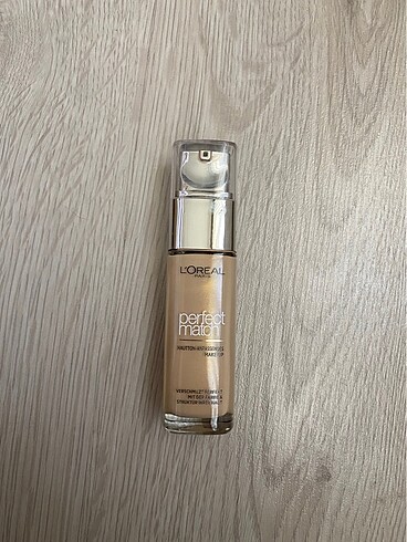 Loreal Paris Perfect Match Fondöten 1D/1W Golden Ivory