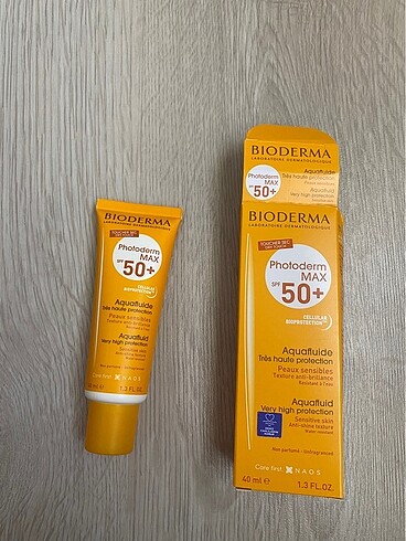 Bioderma Max Aquafluid Light SPF 50+
