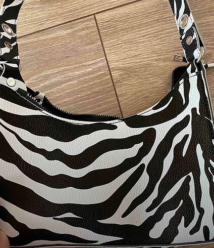  Beden Zebra- baget çanta