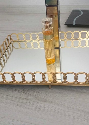 avon premıer luxe Kadın Parfümü 50 ml