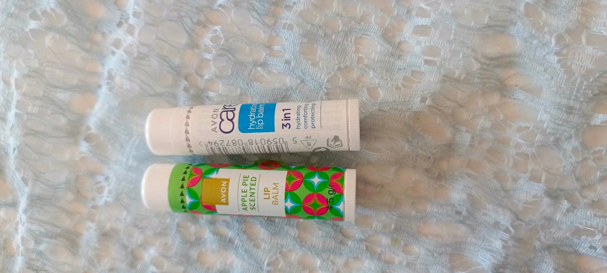 Avon Renkli ve Kokulu Dudak Balmı - Görsel 3