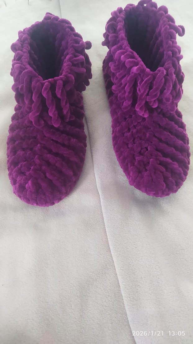 Kızlar için Örgü Bağcıklı Ev Terliği - Görsel 4