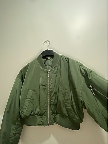 H&M #Bomber