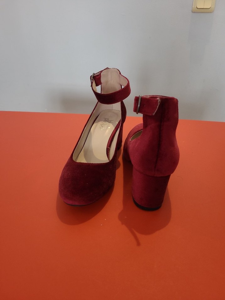 Black Pepper Bordo Süet Tokalı Kadın Ayakkabı - Görsel 4