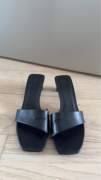 H&M H&M Topuklu Terlik