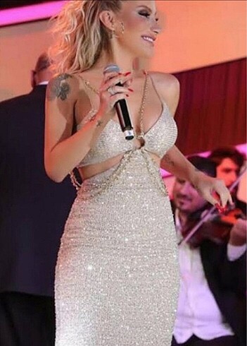 Payet gece elbisesi