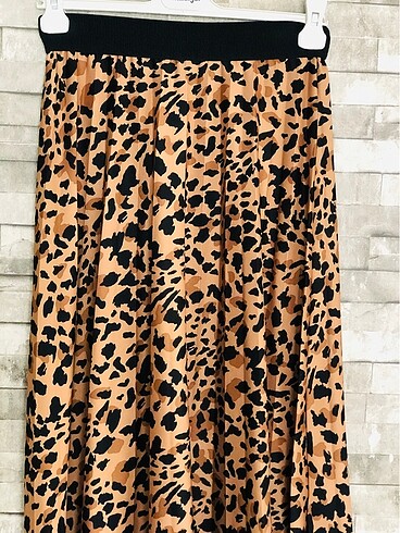 LC Waikiki Leopar